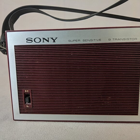 Sony 6R-11 9 Transistor Super Sensitive Radio Vintage Red TESTED WORKING Case - Picture 4 of 16